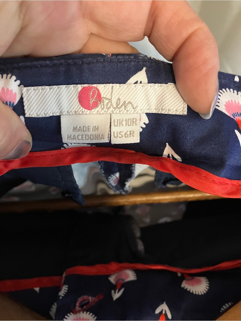 Boden Navy Pant with Pink Motif - Picture 8 of 9